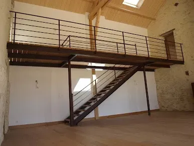 escalier industriel à Sombernon